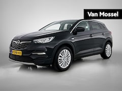 Opel Grandland X - 1.2 Turbo Business Executive | Camera | Trekhaak | Apple Carplay/Android Auto |
