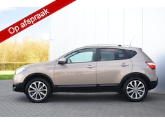 Nissan Qashqai - 2.0 Connect Edition Pano/dak Trekhaak