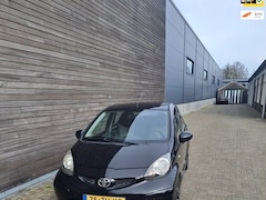 Toyota Aygo - 1.0-12V + nieuwe apk