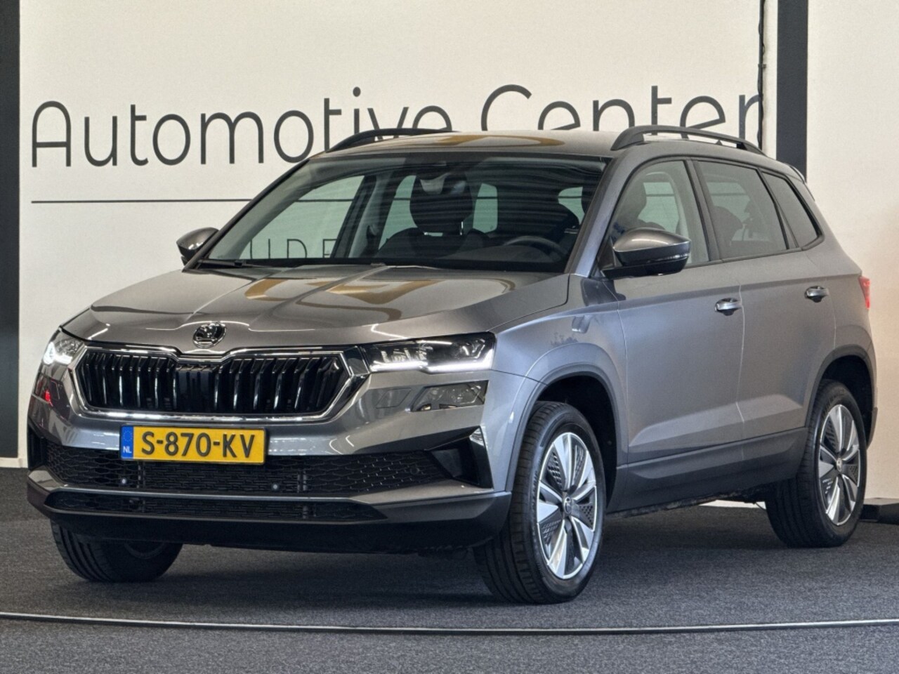 Skoda Karoq - 1.5 TSI Bus.Ed. Plus | WINTER-PACK | EL. TREKHAAK | CAMERA | ACC - AutoWereld.nl