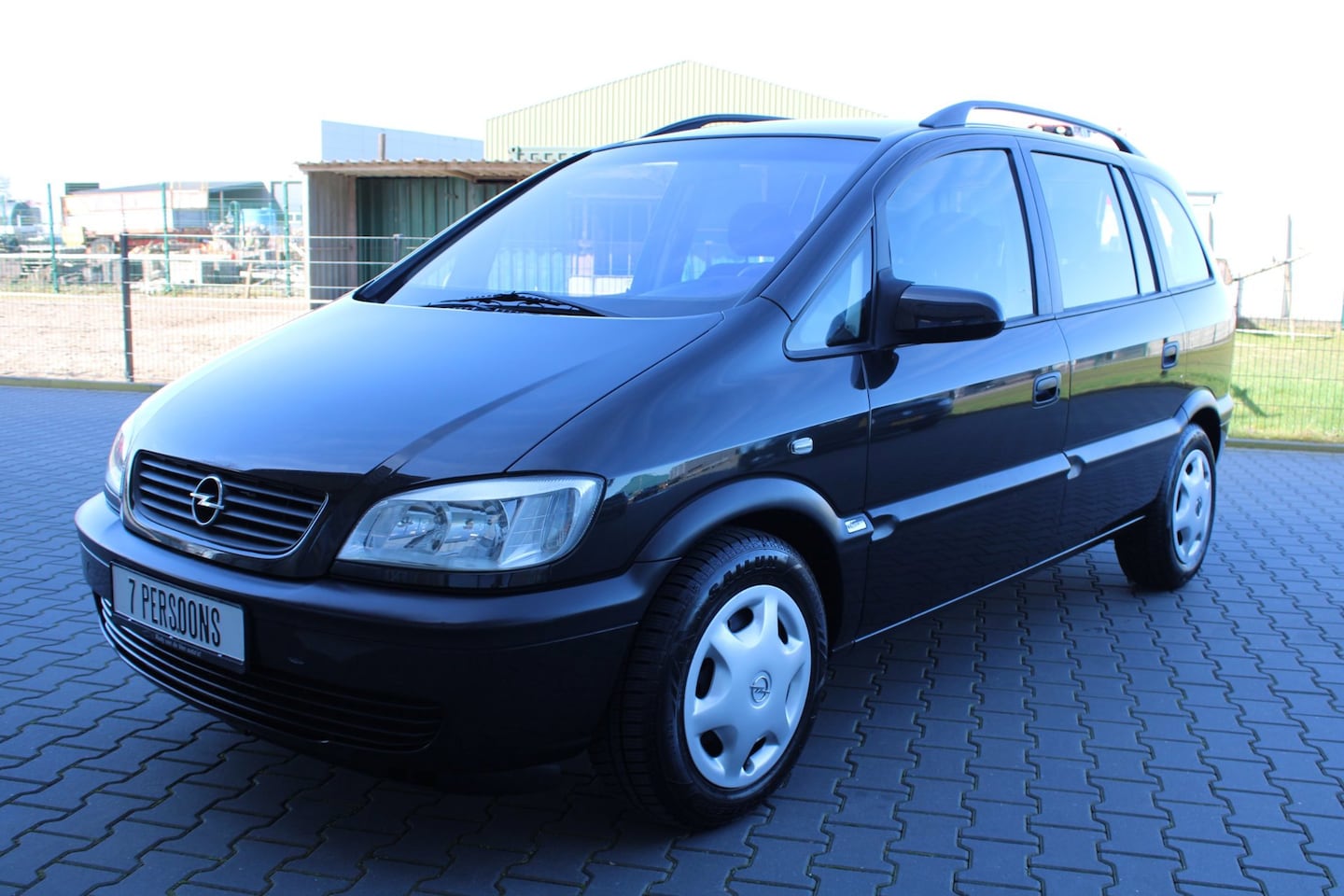 Opel Zafira - 1.6-16V Comfort AIRCO TREKHAAK CRUISE CONTROLE 7 PERSOONS - AutoWereld.nl