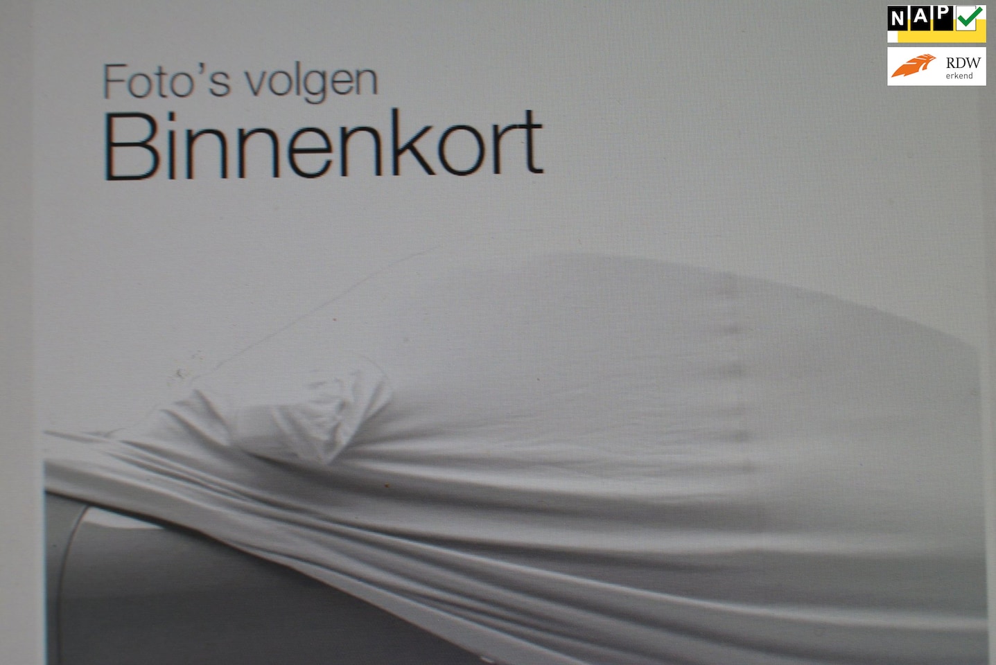 Volvo C30 - 1.6 Momentum | Airco | Electr. Pakket | Trekhaak | 17 inch L.M. Velgen. - AutoWereld.nl