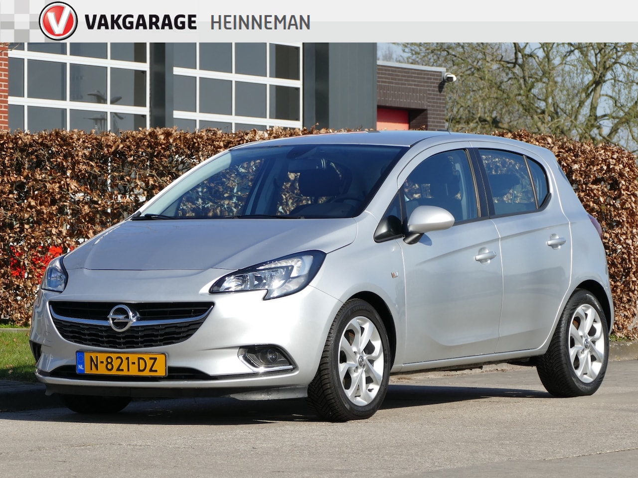 Opel Corsa - 1.3 CDTI superzuinig! | navigatie | parkeersensoren | bluetooth - AutoWereld.nl