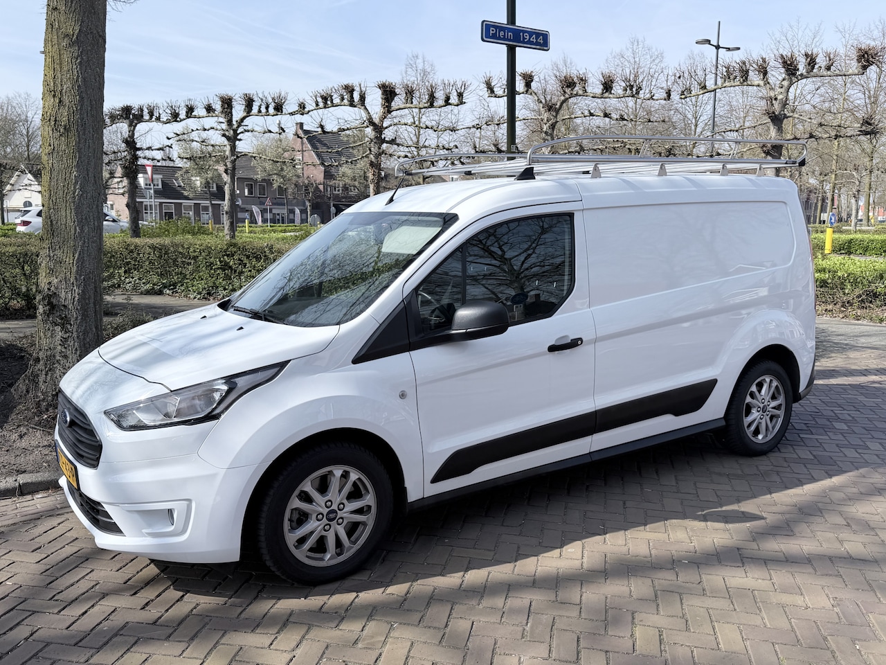 Ford Transit Connect - 1.5 EcoBlue L2 Trend Leasecontract ter overname - AutoWereld.nl