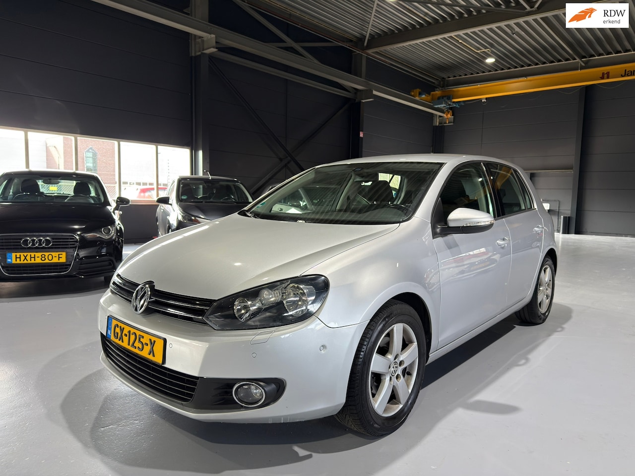Volkswagen Golf - 1.2 TSI Highline BlueMotion Cruise | PDC - AutoWereld.nl
