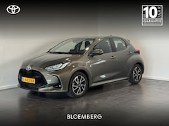 Toyota Yaris - 1.5 Hybrid Dynamic | Trekhaak | All seasons |