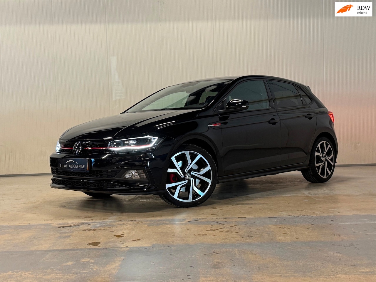 Volkswagen Polo - 2.0 TSI GTI | LED | ACC | CARPLAY | 200PK | STOELVERWARMING - AutoWereld.nl