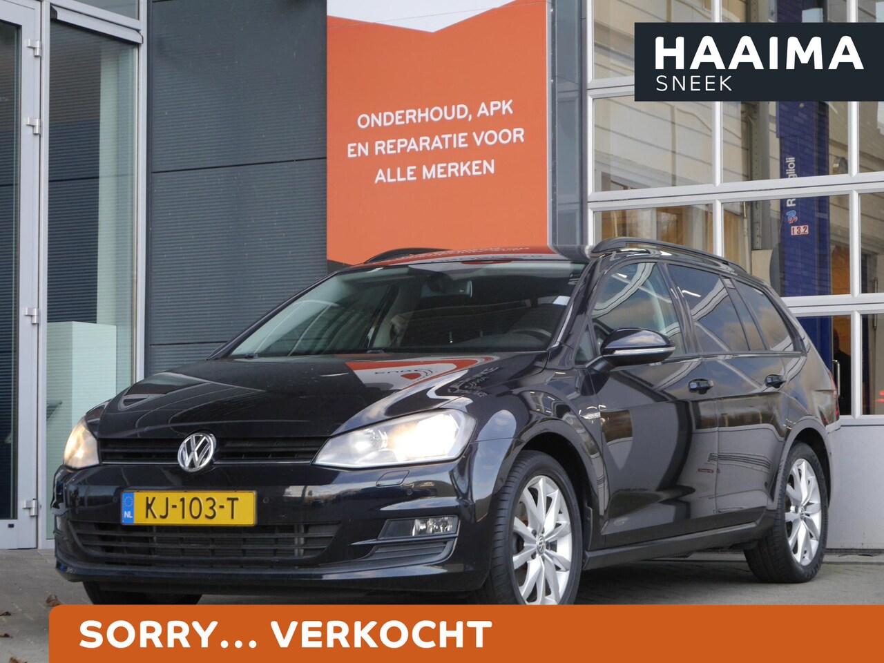 Volkswagen Golf Variant - 1.2 TSI Cup | Automaat | Wegklapbare trekhaak | Navigatie | Keyless start | Stoelverwarmin - AutoWereld.nl