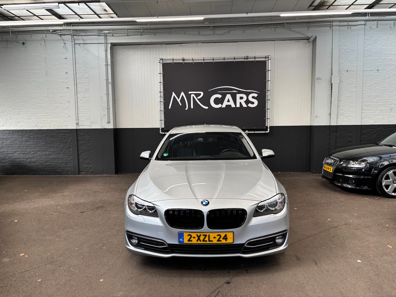 BMW 5-serie - 518d Luxury Edition 518d Luxury Edition - AutoWereld.nl