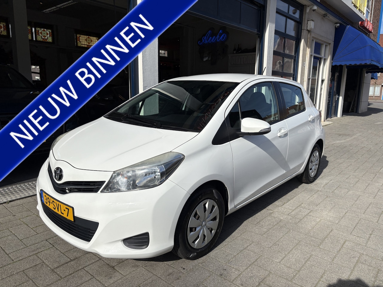 Toyota Yaris - 1.0 VVT-i Aspiration 5-DEURS/AIRCO - AutoWereld.nl