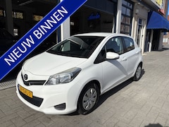Toyota Yaris - 1.0 VVT-i Aspiration 5-DEURS/AIRCO/CAMERA