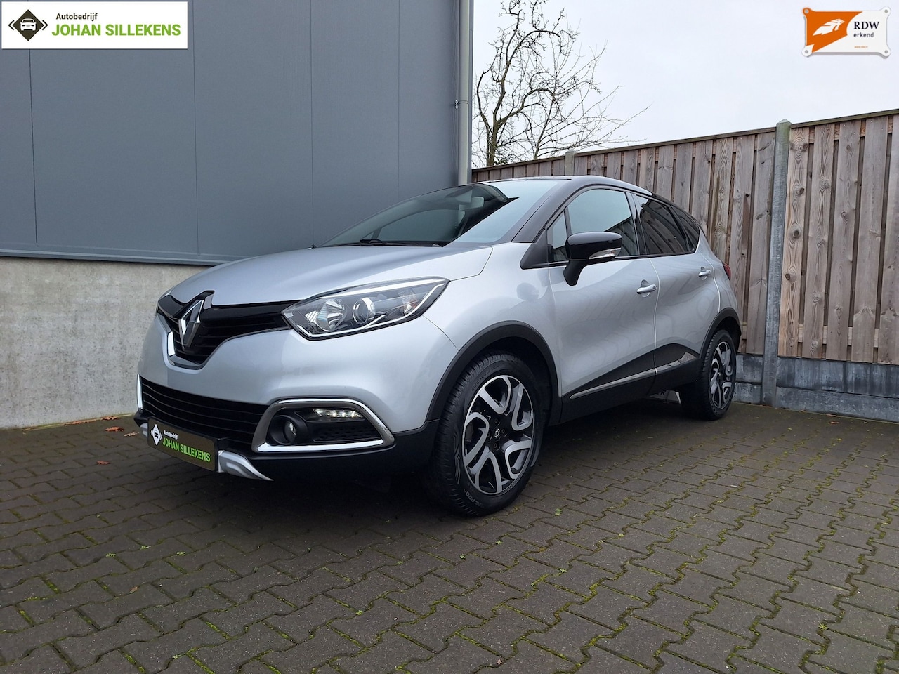 Renault Captur - 1.2 TCe Xmod | Clima | Cruise | Keyless entry | APK t/m 01-2027 - AutoWereld.nl