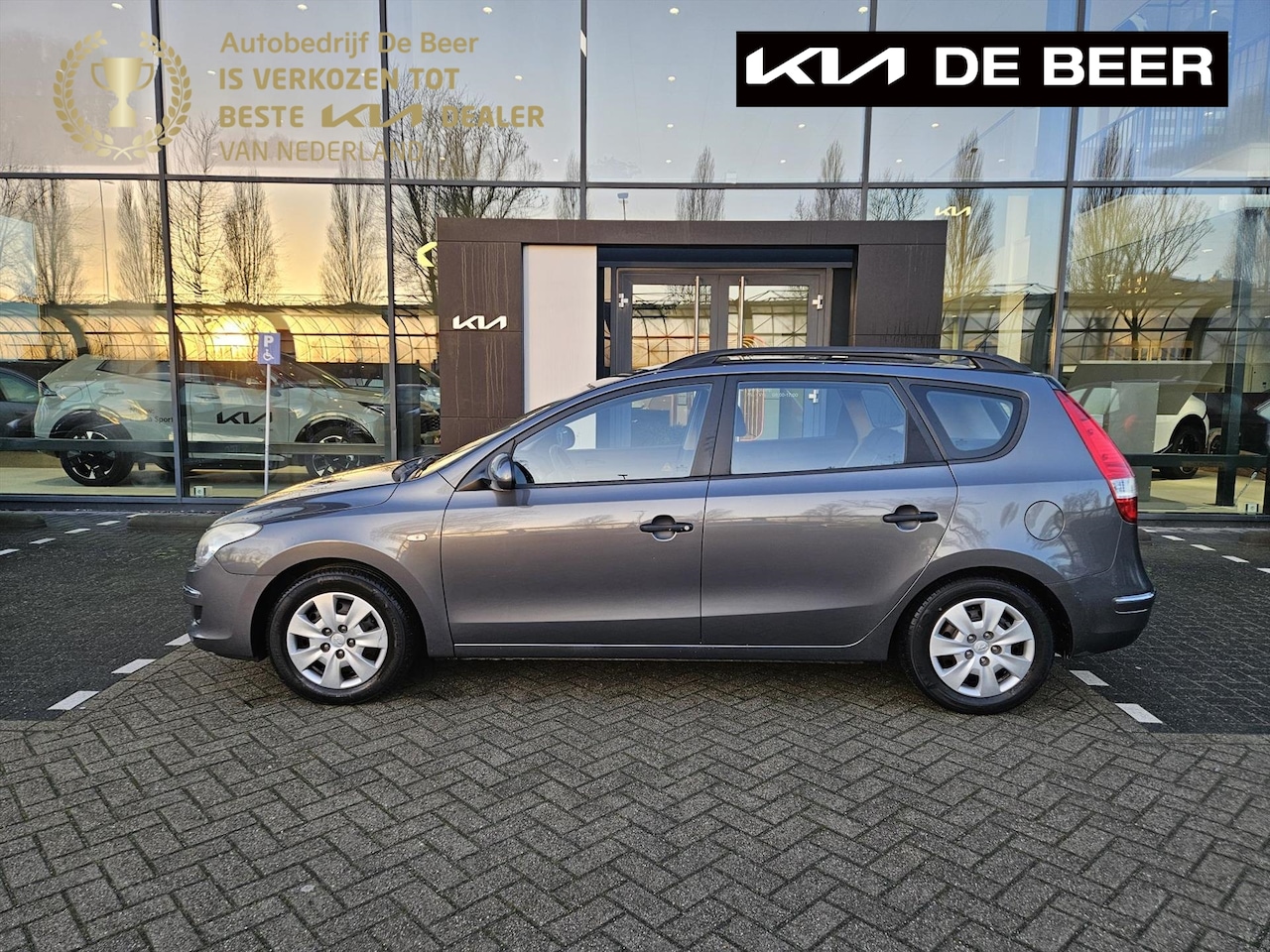 Hyundai i30 Wagon - 1.6 I CVVT CROSSWAGON Active Cool (Handel/ Export) - AutoWereld.nl