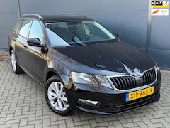 Skoda Octavia Combi - 1.0 TSI/ Automaat/carplay/Navi/cruise/Airco/parkesensoren