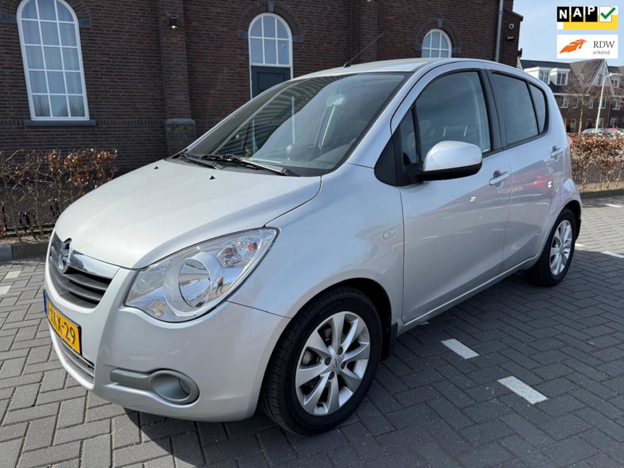 Opel Agila - 1.2 Edition 5 deurs HOOGZITTER NAP TREKHAAK 2014 - AutoWereld.nl