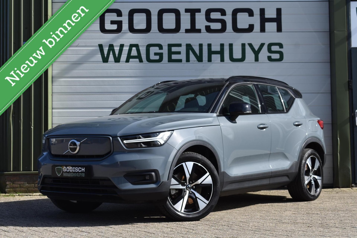 Volvo XC40 - Recharge P8 AWD R-Design | Stoel/stuurverwarming | Camera | Carplay | - AutoWereld.nl