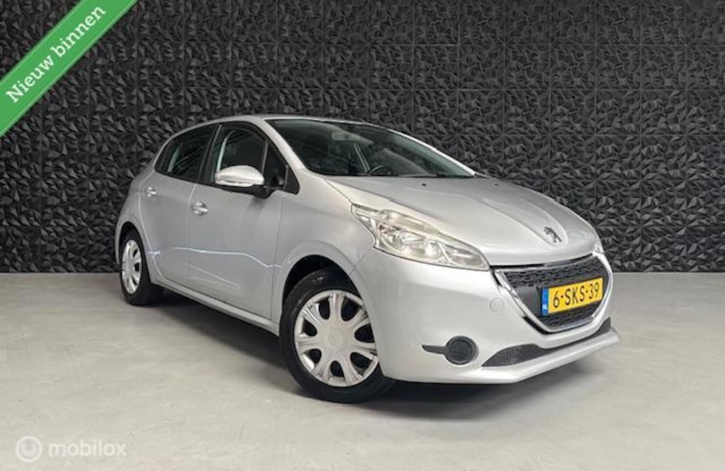 Peugeot 208 - 1.2 VTi Oxygo | Airco | Cruise | NIEUWE APK! | - AutoWereld.nl