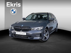 BMW 3-serie Touring - 330e | Innovationspakket | Comfort Access | Achteruitrijcamera | Panoramadak | Stoelverwar