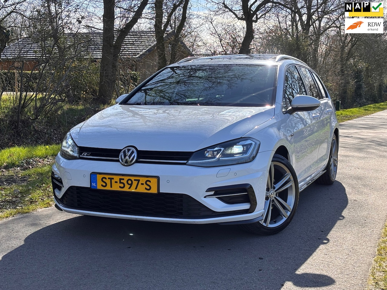Volkswagen Golf Variant - 1.5 TSI Highline Business R | DSG + Cruise + Pano | - AutoWereld.nl