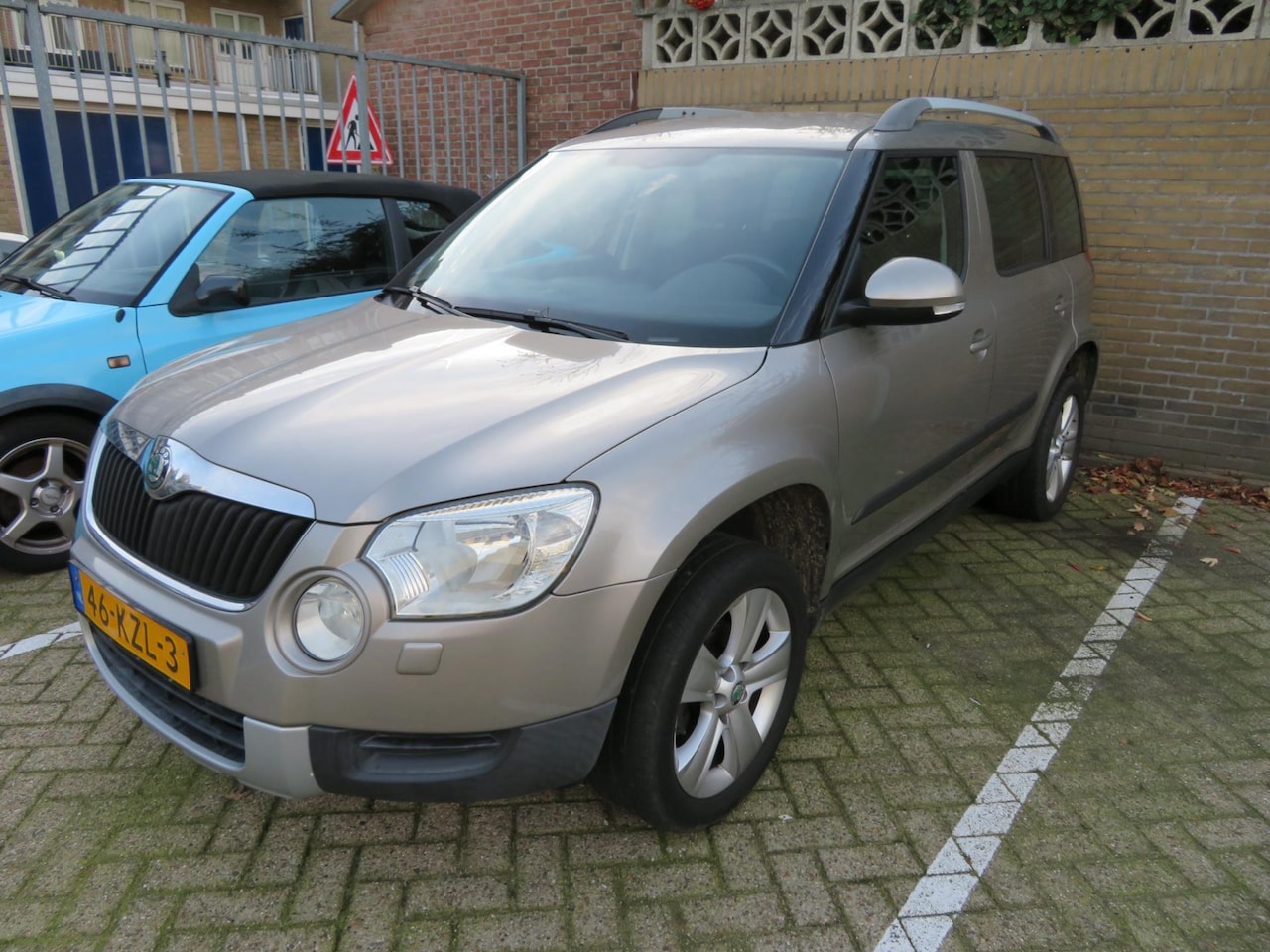 Skoda Yeti - 1.2 TSI AUTOMAAT DSG Elegance met MOTORSCHADE !! - AutoWereld.nl