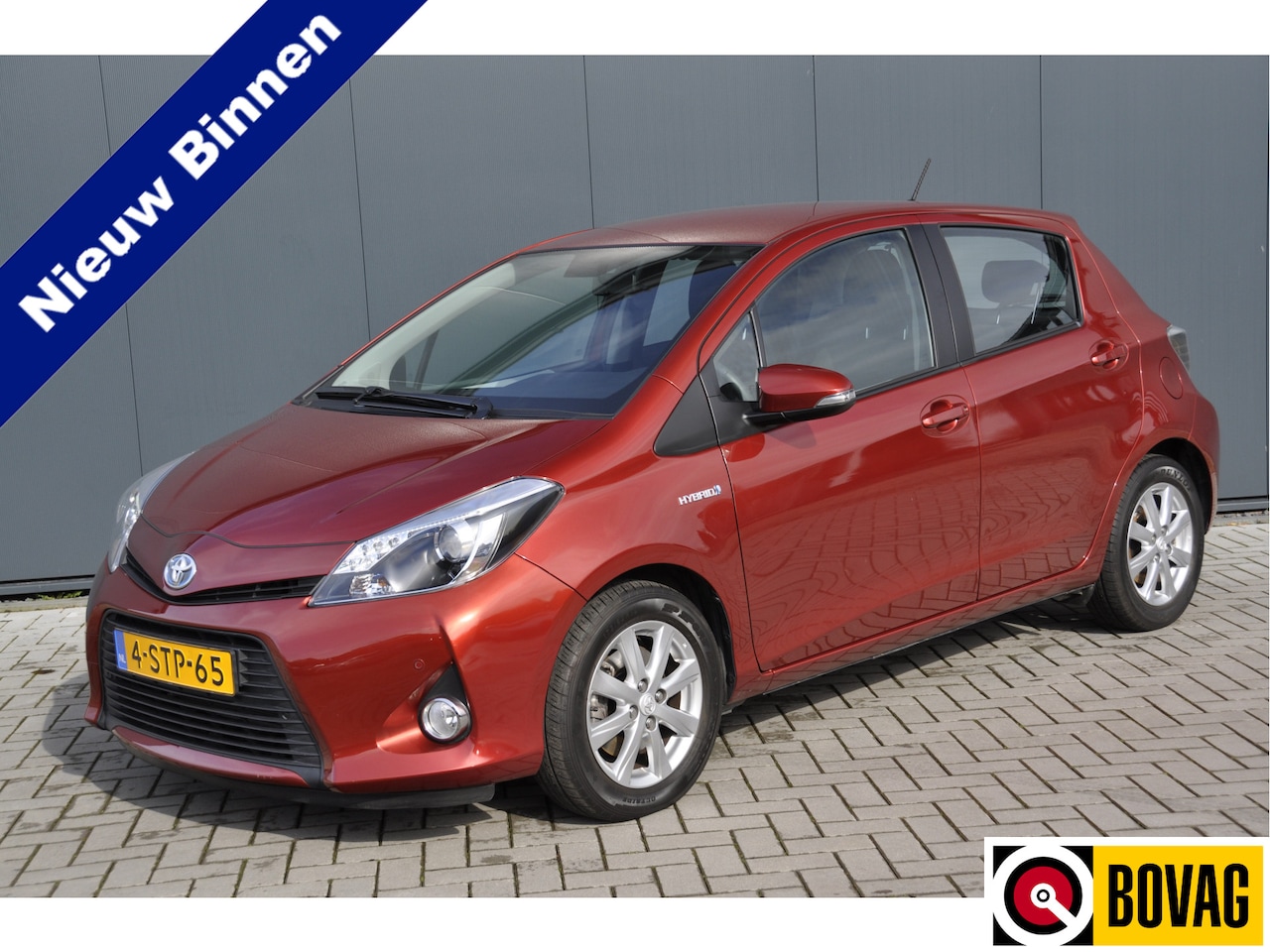 Toyota Yaris - 1.5 Full Hybrid Aspiration 1.5 Full Hybrid Aspiration, Navi, Camera als nieuw - AutoWereld.nl