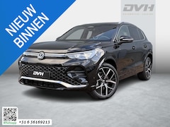 Volkswagen Tiguan - 1.5 eHybrid R-Line Edition PANO | TREKHAAK | DCC
