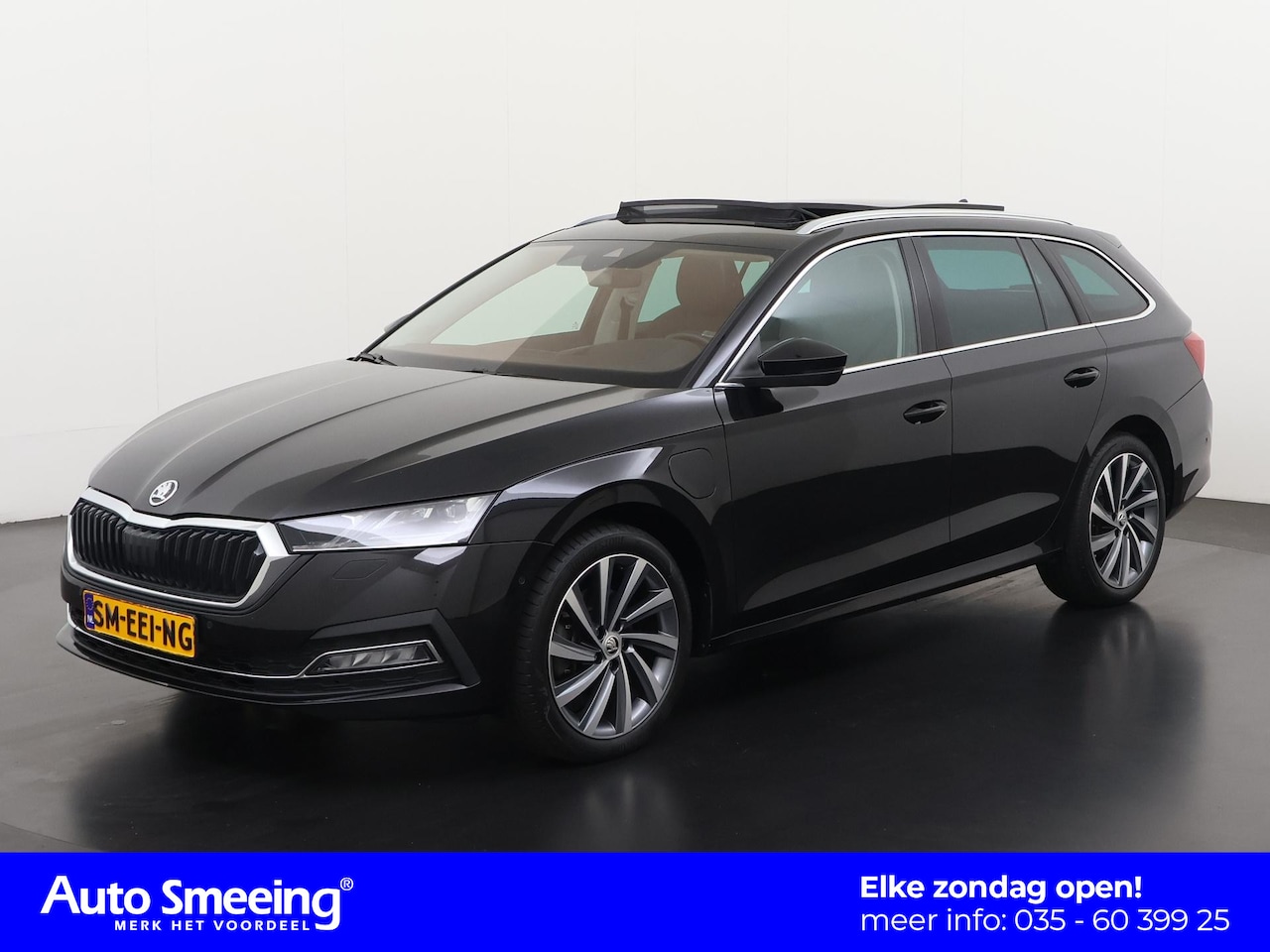 Skoda Octavia Combi - 1.4 TSI iV PHEV Style | Panoramadak | Trekhaak | Head Up | Zondag Open! - AutoWereld.nl