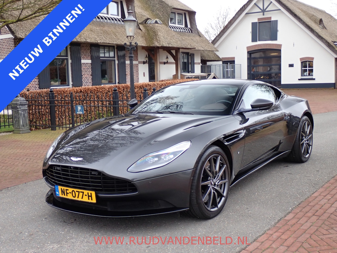 Aston Martin DB11 - 5.2 V12 LAUNCH EDITION / B&O / NL-AUTO + AM-DEALER-ONDERHOUDEN - AutoWereld.nl