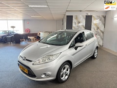 Ford Fiesta - 1.4 Titanium Apk Nieuw, 2e eigenaar, Cruise, Clima, Parksensor, Navigatie, N.A.P, Lm velge