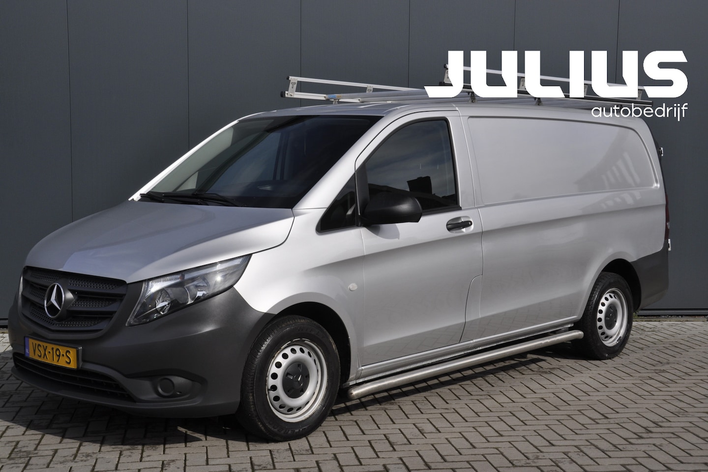 Mercedes-Benz Vito - 114 CDI Lang Lease-Edition 114 CDI Lang Lease-Edition, Trekhaak, App-carplay - AutoWereld.nl