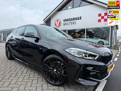 BMW 1-serie - 118i Executive M Sport Aut