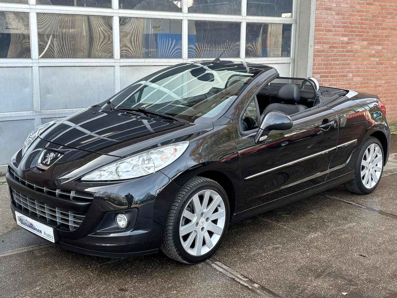 Peugeot 207 CC - 1.6 VTi Allure,LEER,CLIMA,CRUISE,PDC,17INCH - AutoWereld.nl
