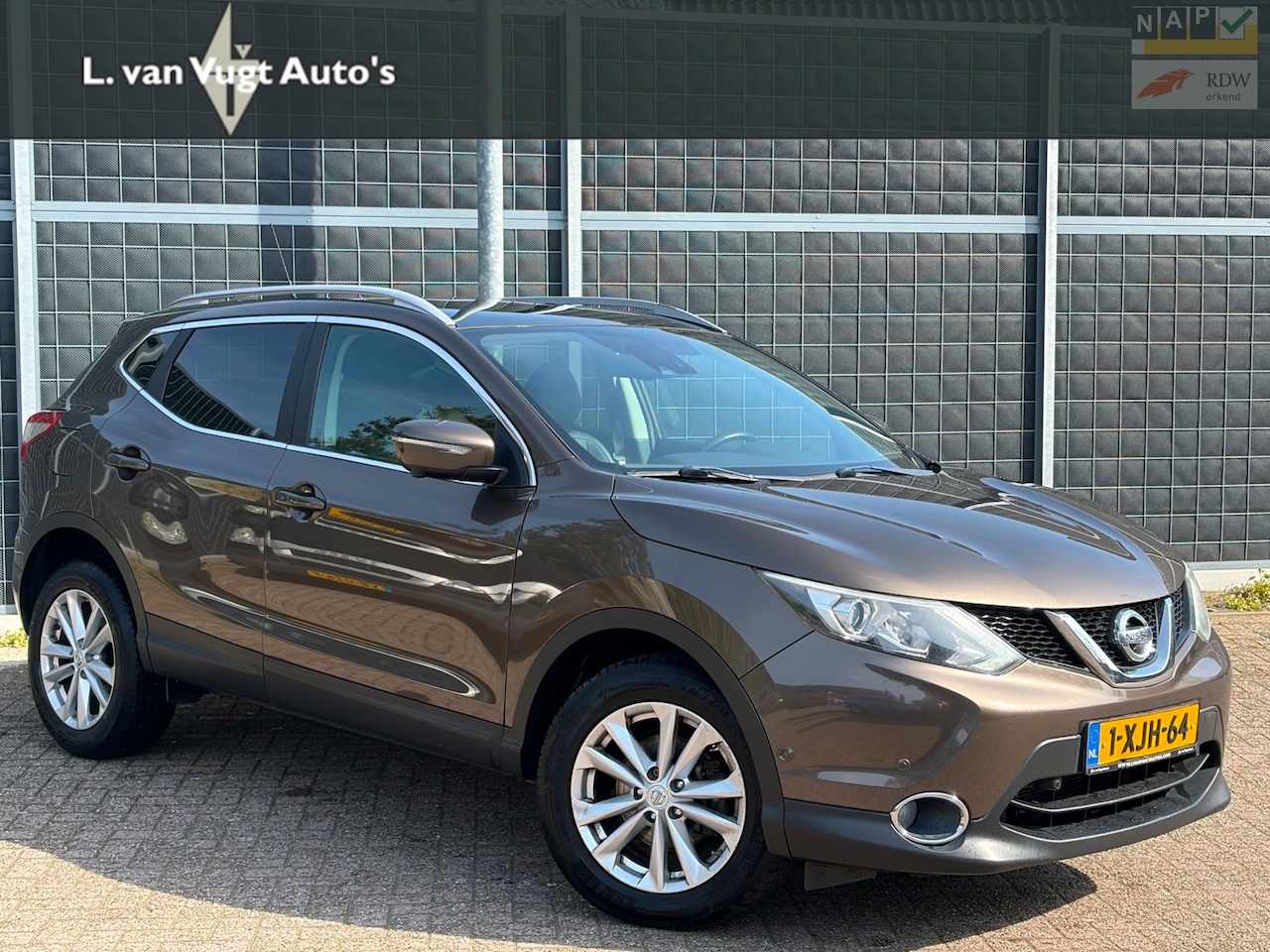 Nissan Qashqai - 1.2 Tekna | pano | leder | 360cam | clima - AutoWereld.nl