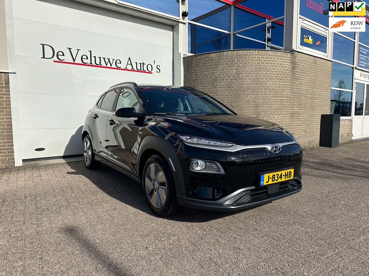 Hyundai Kona Electric - EV Premium 64 kWh|ACC|LKA|Stuur verw.|SOH 100%|BTW - AutoWereld.nl