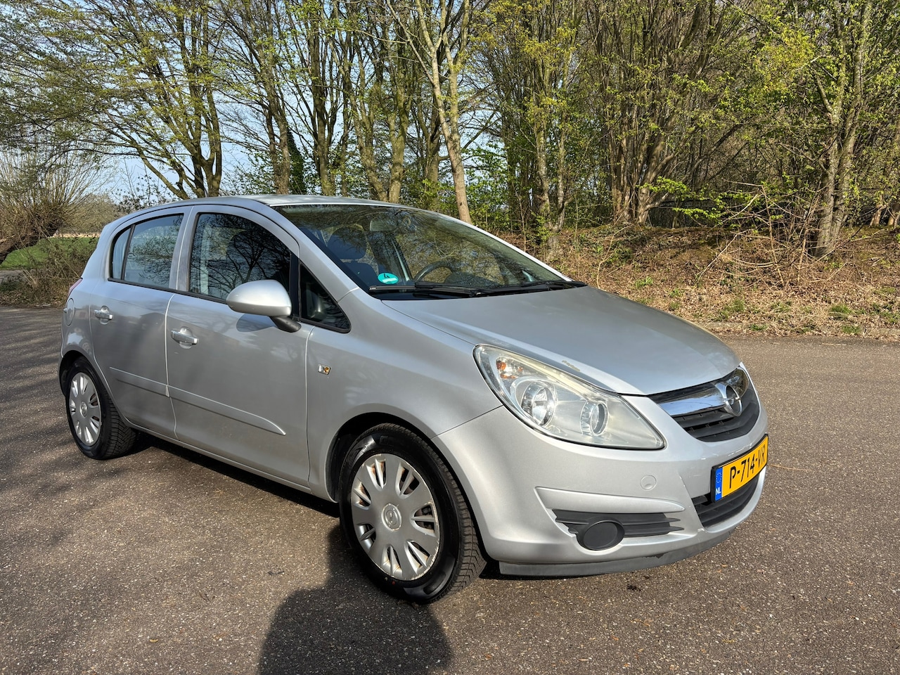 Opel Corsa - 1.2-16V Essentia | Airco | APK 07-2026 - AutoWereld.nl