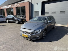 Volvo V60 - V-60 1.5 T3 Momentum AUTOMAAT Stationwagen 5-dr