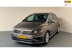 Volkswagen Golf Sportsvan - 1.4 TSI Connected Series | AUTOMAAT | TREKHAAK | PARKEERSEN. |