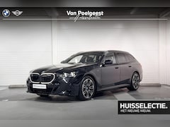 BMW 5-serie Touring - 530e | M-Sport Pro | Travel Pack | Innovation Pack | Comfort Pack | Driving Assistant Plus