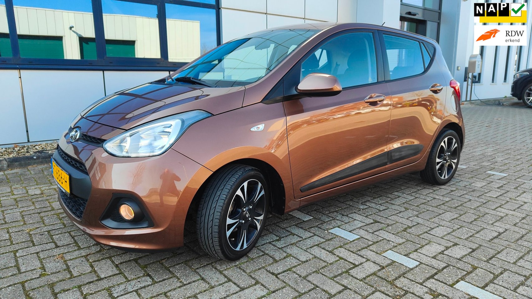 Hyundai i10 - 1.0i i-Motion Comfort 1.0i i-Motion Comfort - AutoWereld.nl