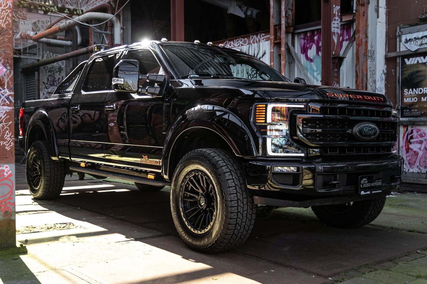 Ford F250 - USA Superduty 7.3 V8 LPG Benzine Black Edition - AutoWereld.nl