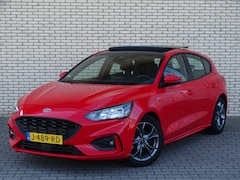 Ford Focus - 1.0 Turbo 125pk ST Line Business | Panorama dak | Winterpack | Cruise. | Airco |