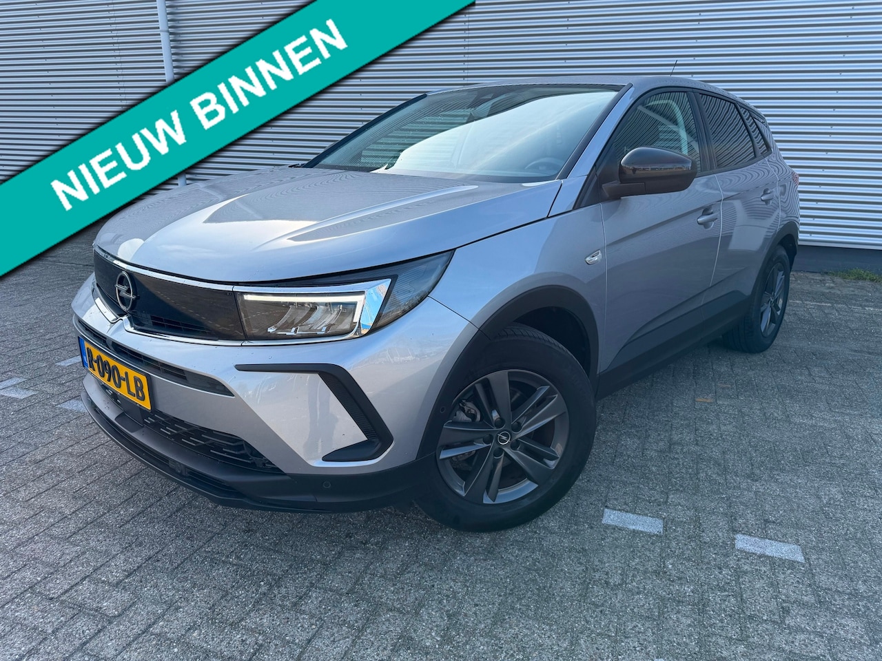 Opel Grandland - 1.2 Turbo Business Edition 1.2 Turbo Business Edition,Carplay,Afneembare trekhaak,360Camera/parkeersensoren, - AutoWereld.nl