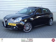 Alfa Romeo Giulietta - 1.4 170pk Automaat | Elektr. Panormadak | Leder | Navi |