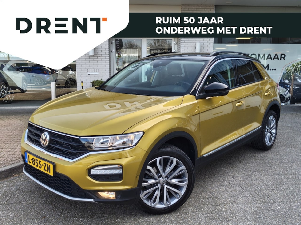Volkswagen T-Roc - 1.5 TSI Style Business | Navi | Sensoren v/a | Stoelverwarming - AutoWereld.nl