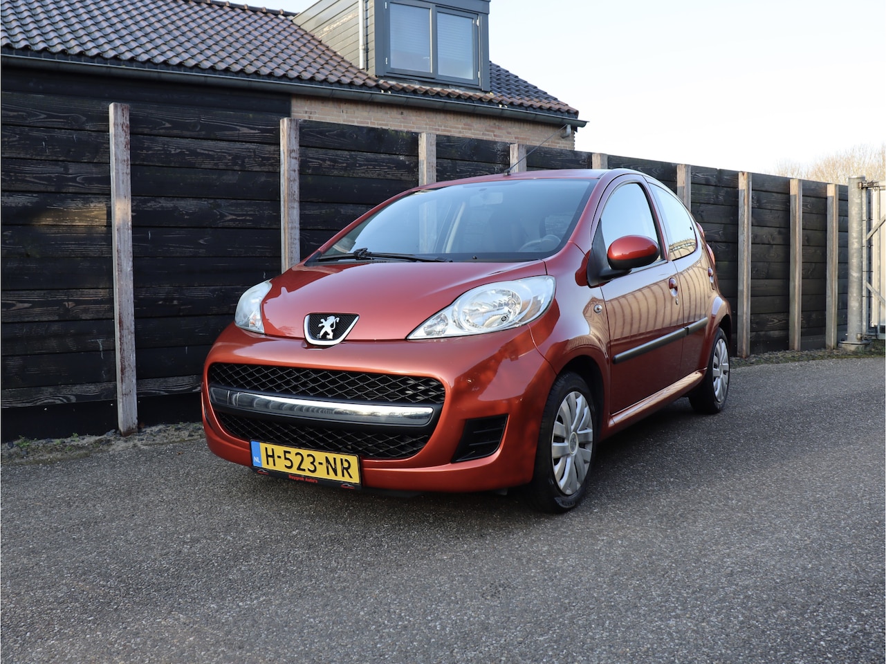 Peugeot 107 - 1.0-12V XR airco | elek. ramen | vol onderhouden - AutoWereld.nl