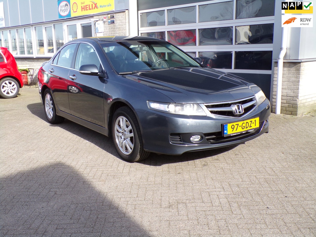 Honda Accord - 2.0i Business Mode 2.0i Business Mode - AutoWereld.nl