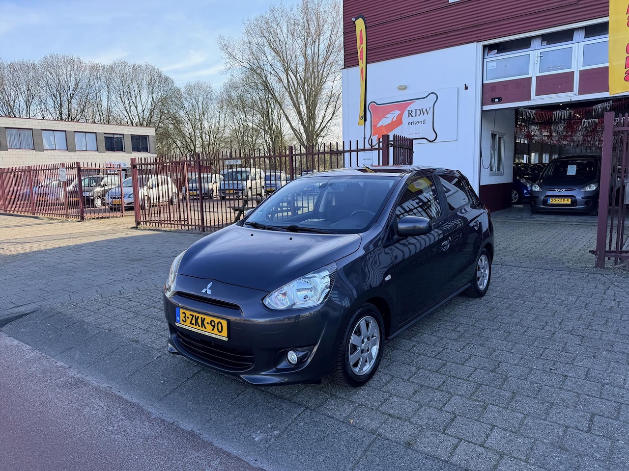 Mitsubishi Space Star - 1.0 MIVEC 71PK Auto Stop & Go Inform - AutoWereld.nl