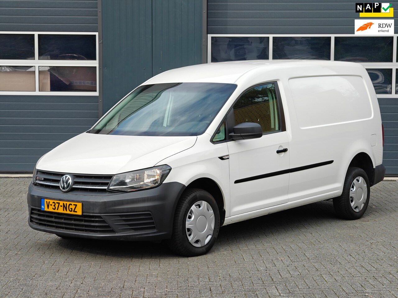Volkswagen Caddy Maxi - 2.0 TDI L2H1 ZELDZAAM BMT 4Motion Max 4x4 lang maxi - AutoWereld.nl