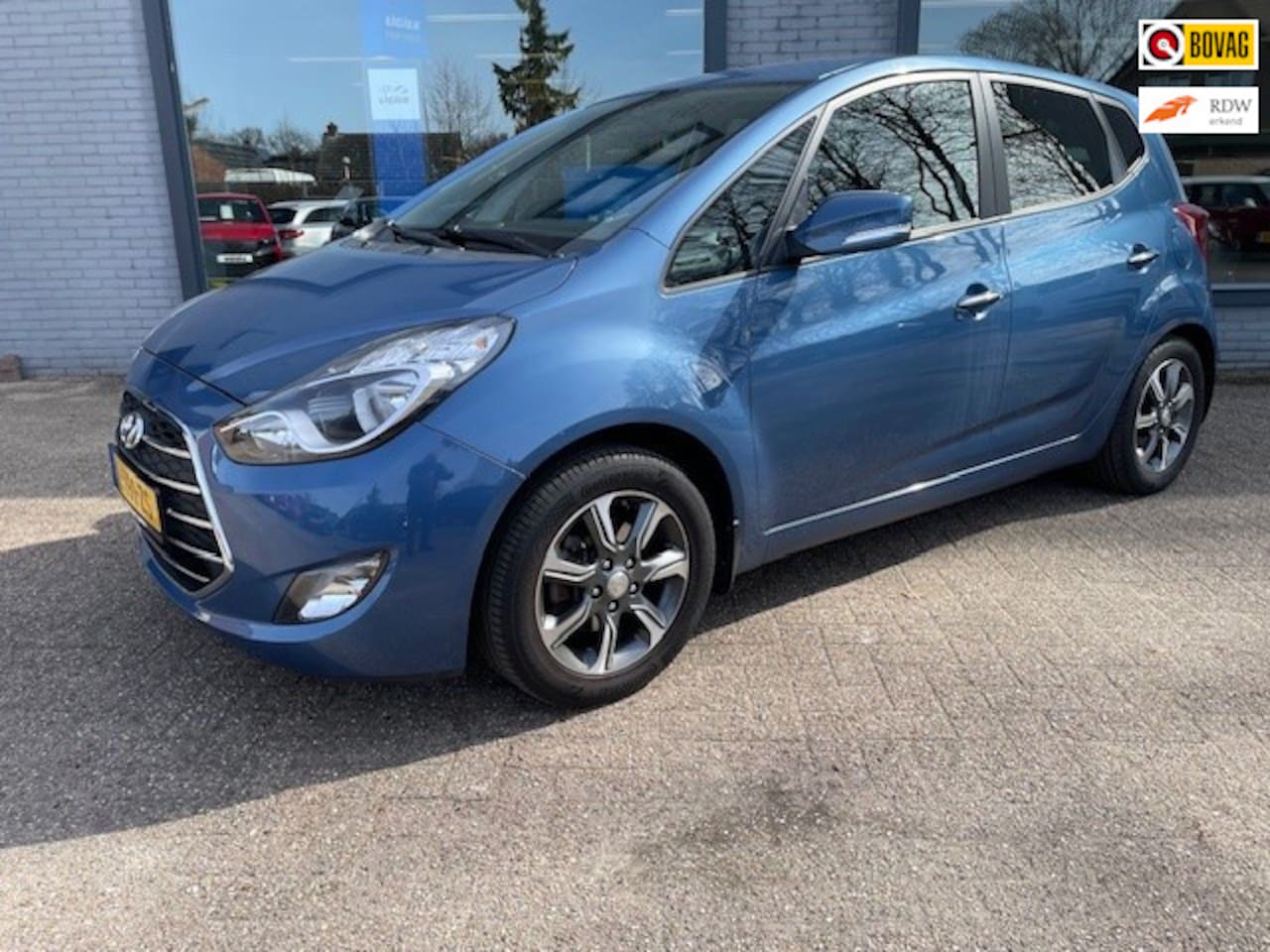 Hyundai ix20 - 1.6i Go! | Trekhaak | Cruise | Camera | Navigatie - AutoWereld.nl