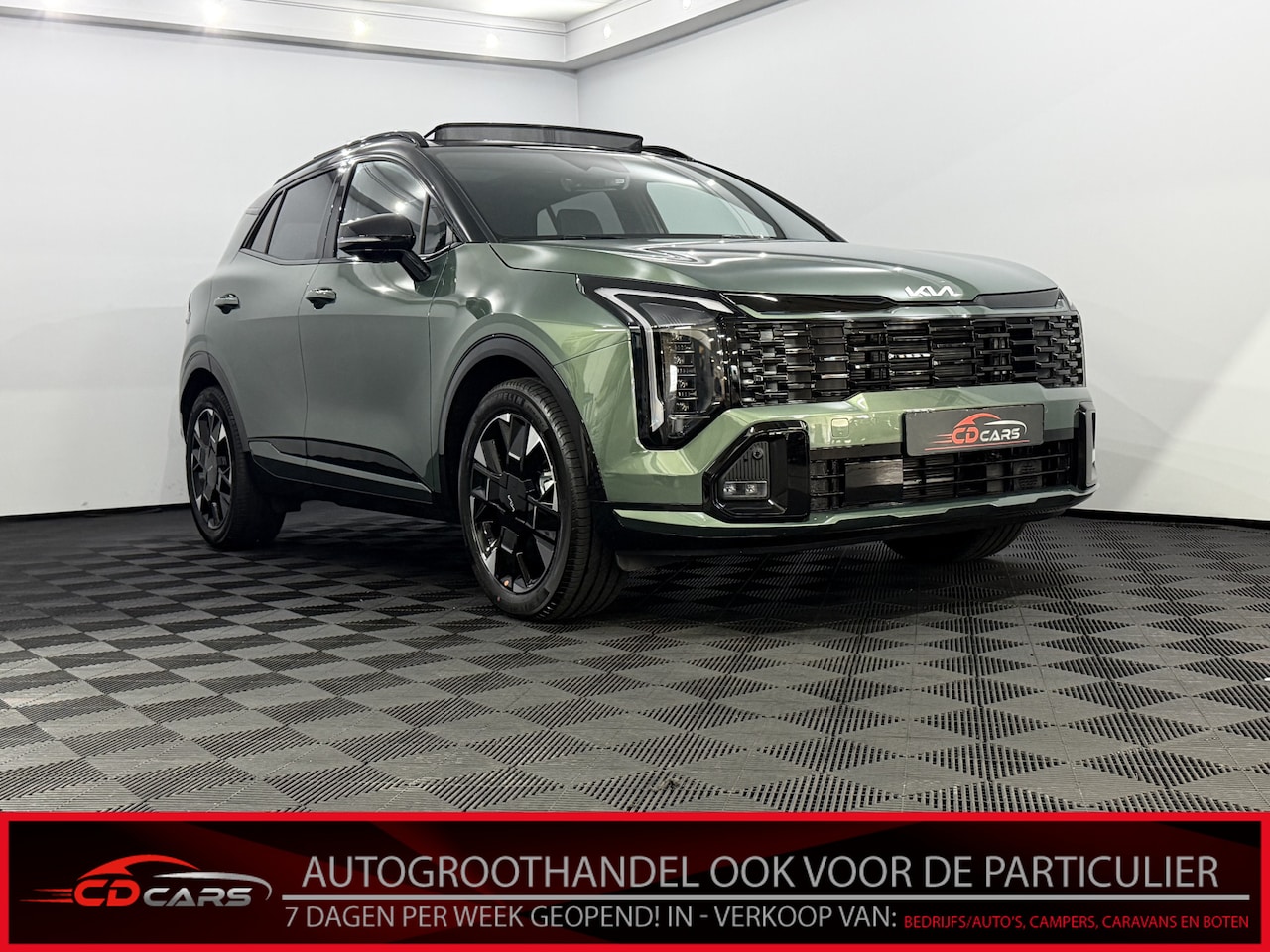 Kia Sportage - 1.6 T-GDi Hybrid GT-PlusLine Panoramadak, Camera, Half leder, Winterpakket, Navi, Keyless - AutoWereld.nl
